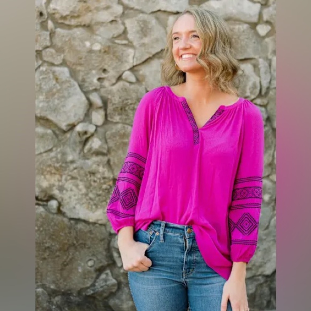 The Pioneer Woman Embroidered Peasant Top Womens Size Small Fuchsia Boho